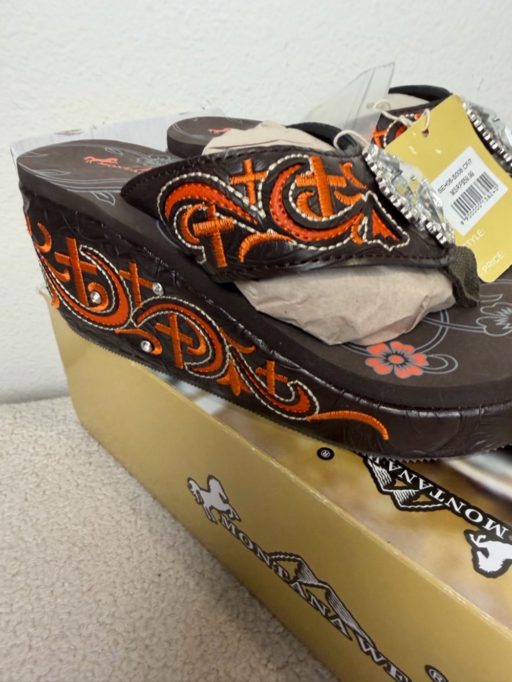 Montana West Black Wedge Sandals with Multicolor Paisley Embellishments - Picture 5 of 7